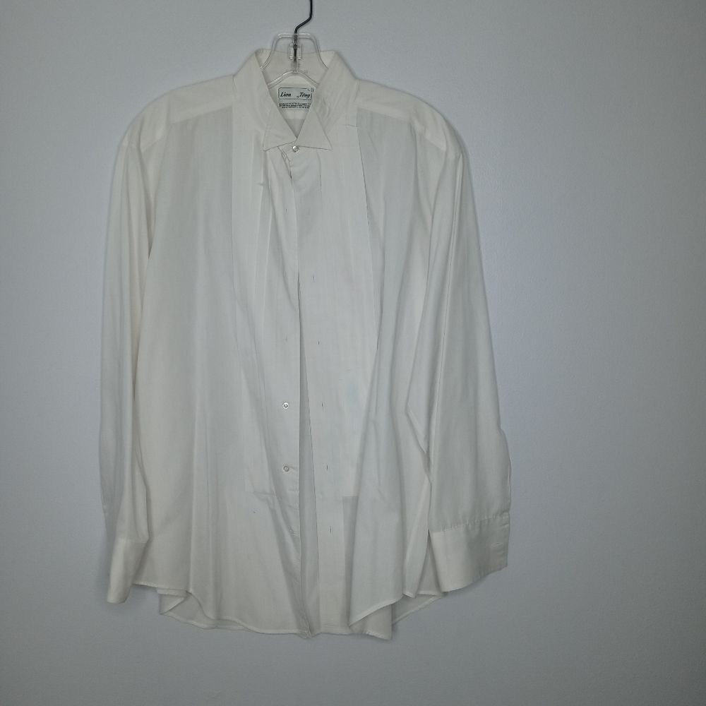 Lion of Troy white button down shirt size large